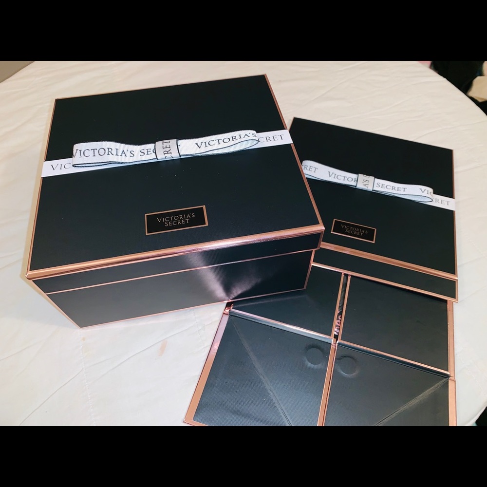 Victoria’s Secret Gift Boxes